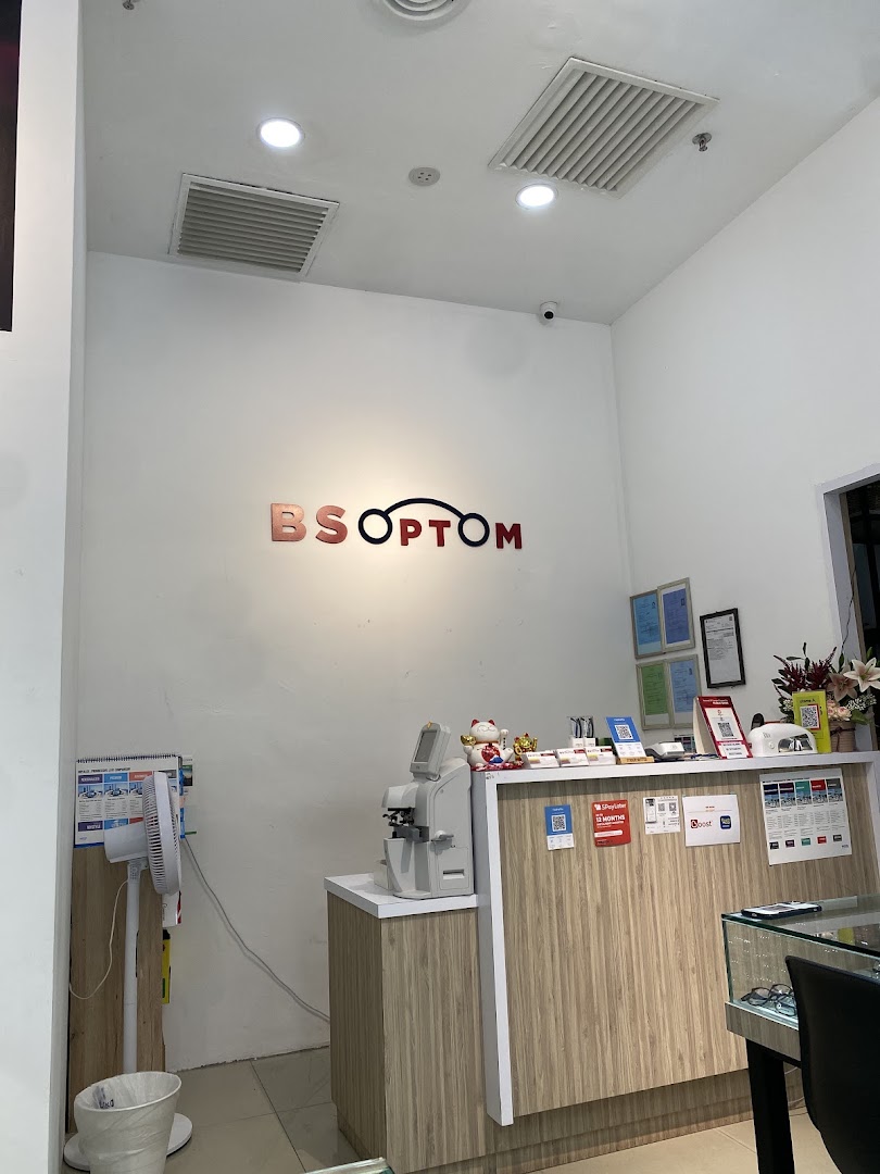 BS Optom @ Semua House — photo 4
