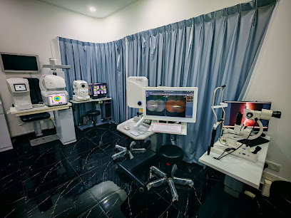 CMM Optometrist Sdn Bhd 762357-H — optical shop in Persiaran Bayan Indah, George Town