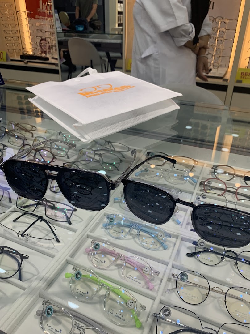 DR. Specs Central I-City — photo 5