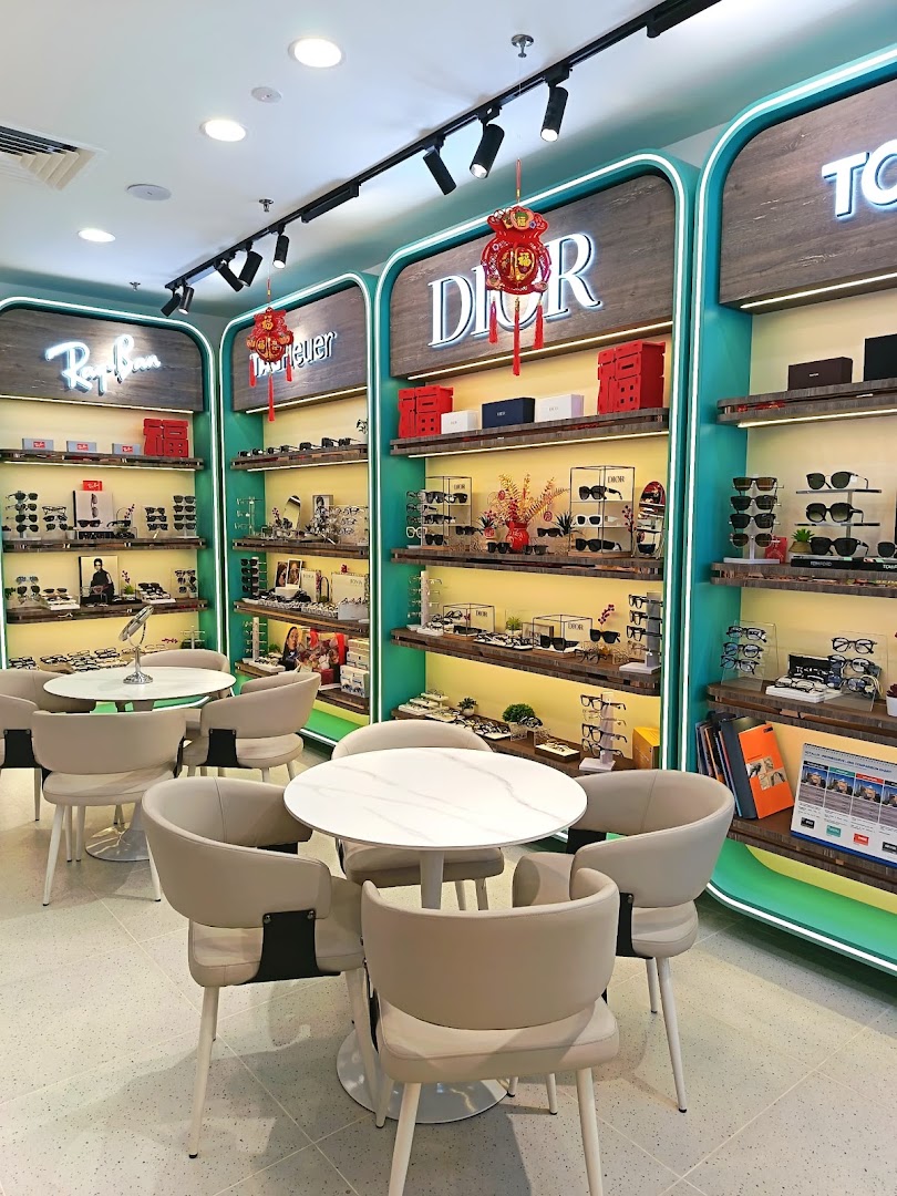 E Spec Boutique Mahkota Parade — photo 4