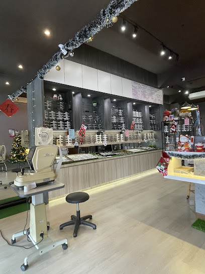 EYE DIARY — optical shop in Boulevard Commercial Centre, Miri