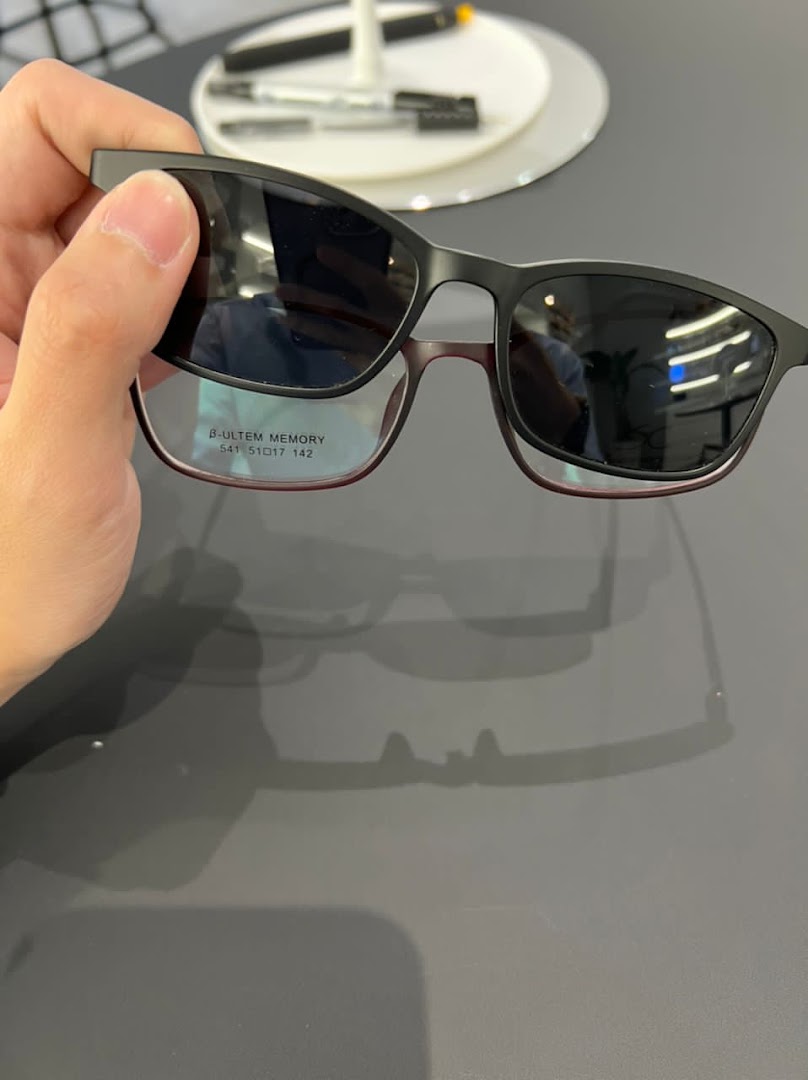 Eyeplus Optometrist Optical Shop - Kota Damansara — photo 5