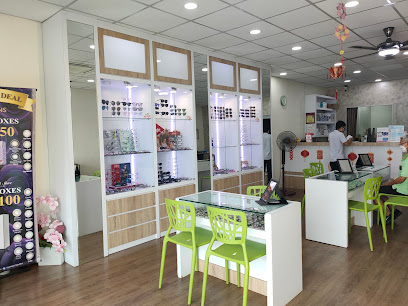 EyeZone Optometry — optical shop in Taman Batu Pahat, Batu Pahat