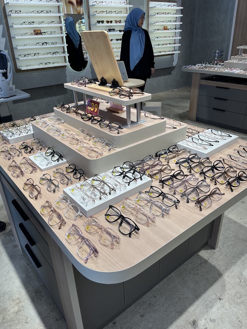 Factory Eyewear Alam Impian Shah Alam — photo 5