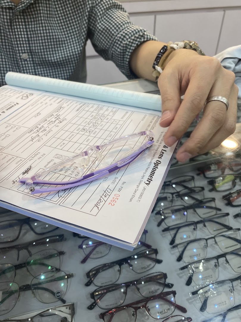 Frame & Lens Optometry — photo 4