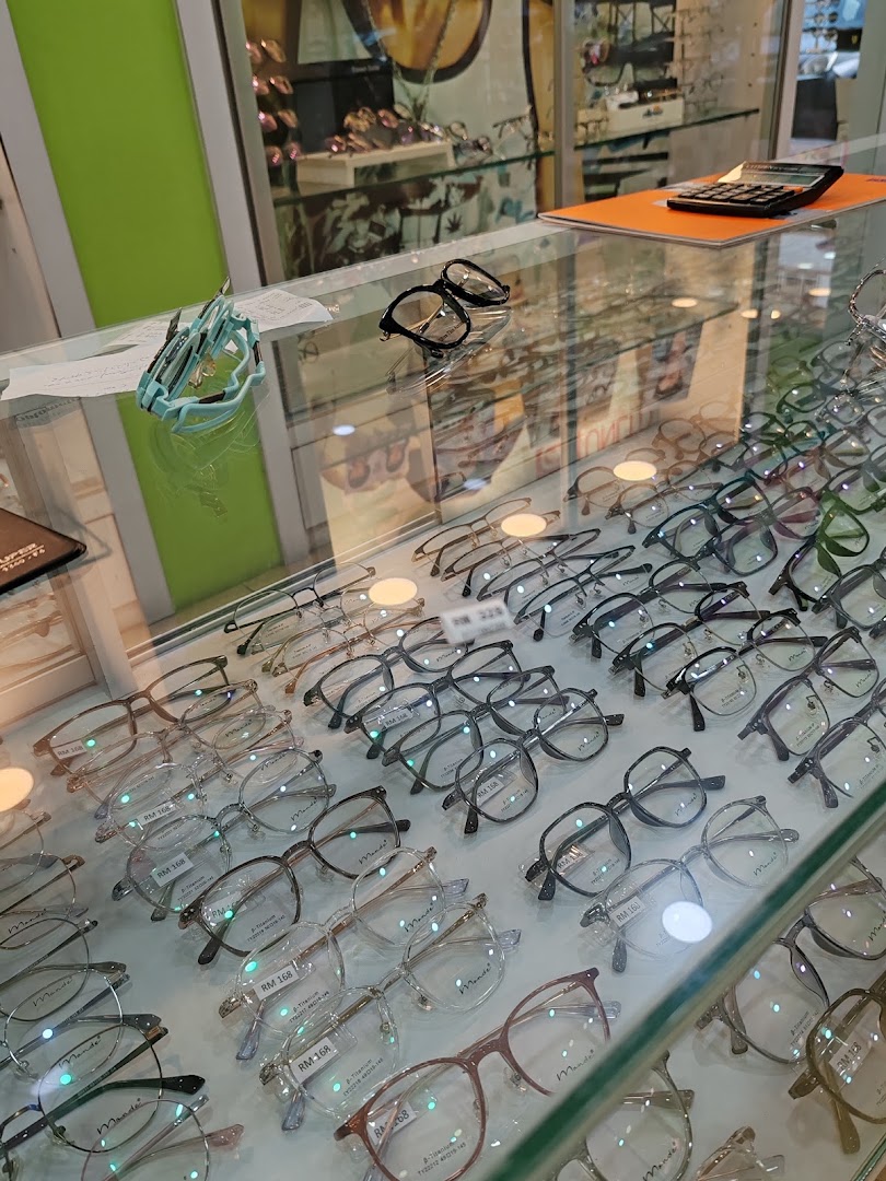 Frame & Lens Optometry — photo 5