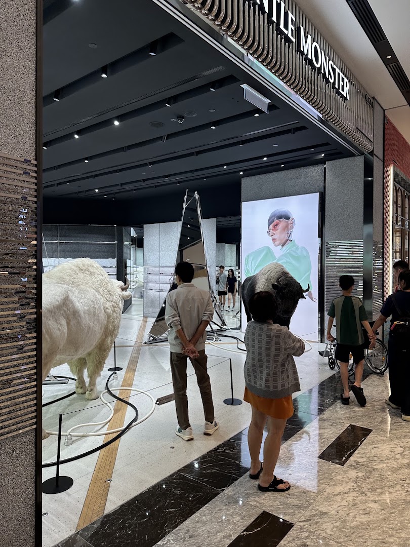 Gentle Monster The Exchange TRX — photo 2