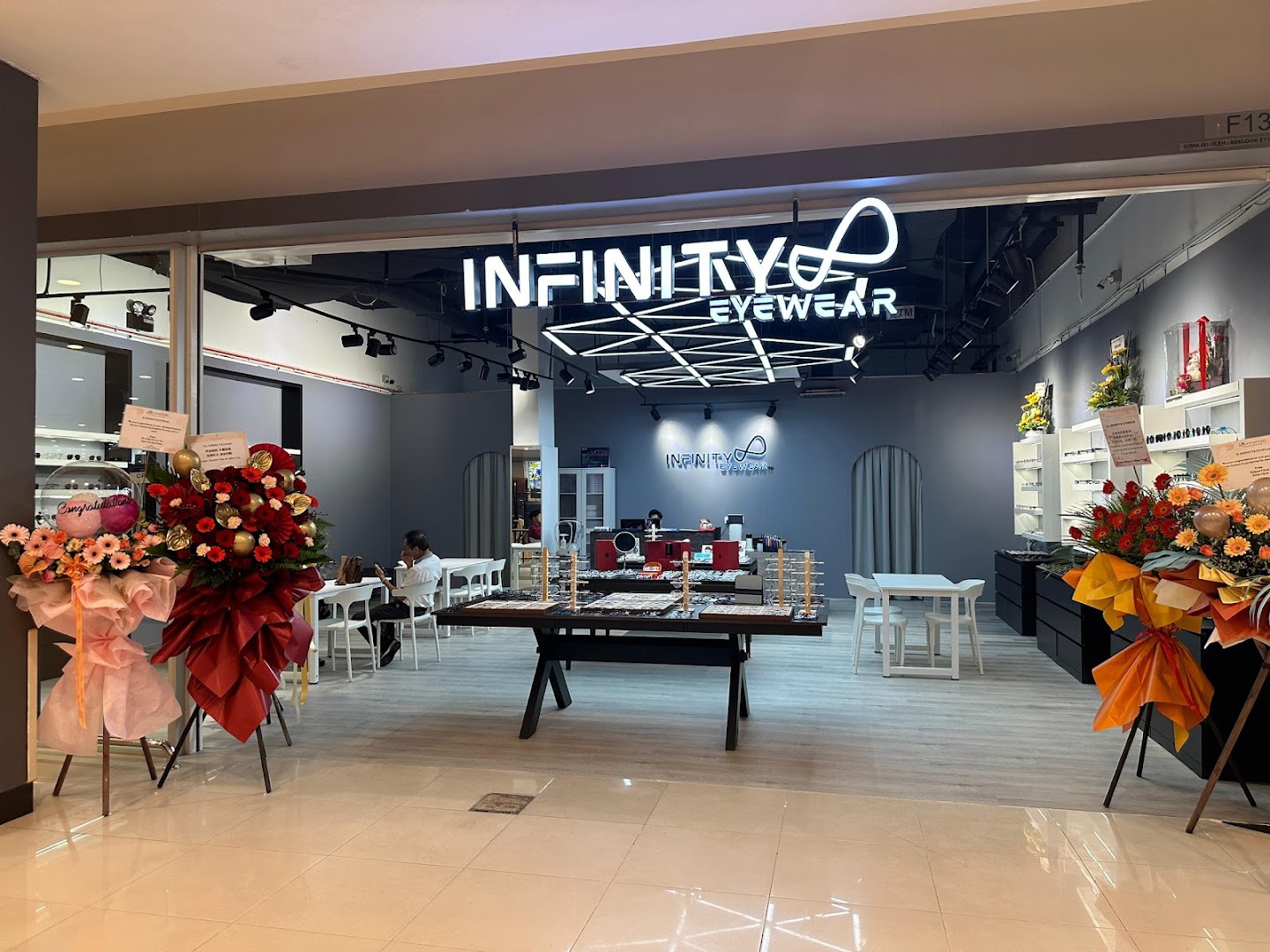 Infinity8 eyewear Lotus's Tg Tokong — photo 4