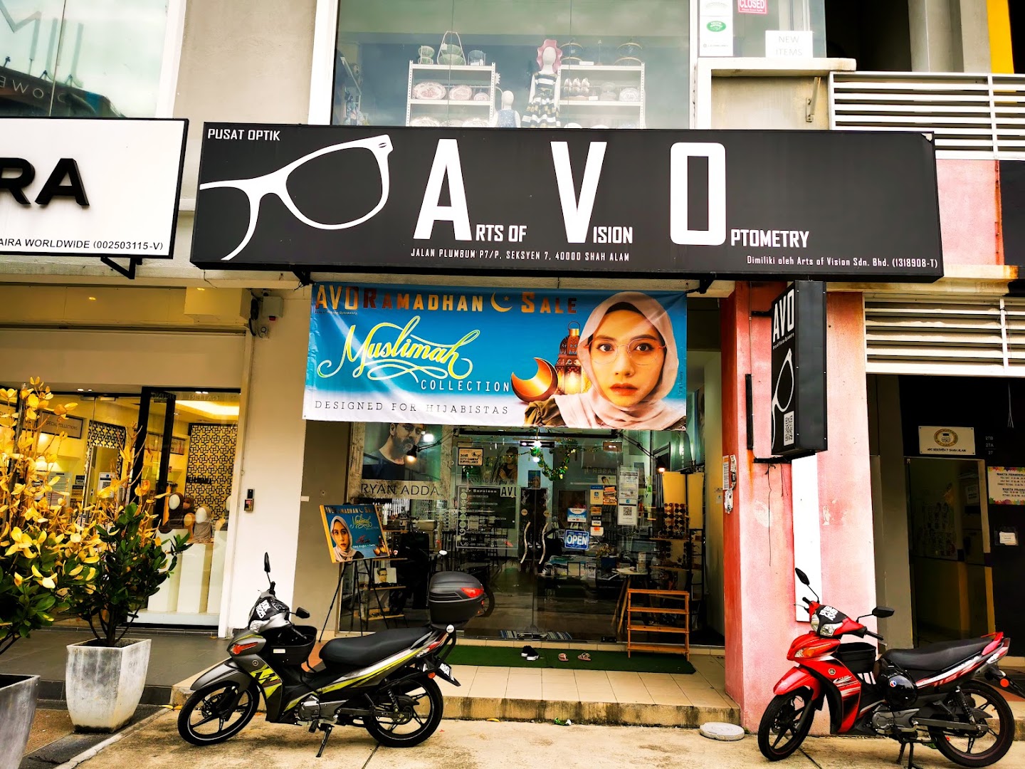 Kedai Cermin Mata Arts of Vision Optometry (AVO) — photo 2