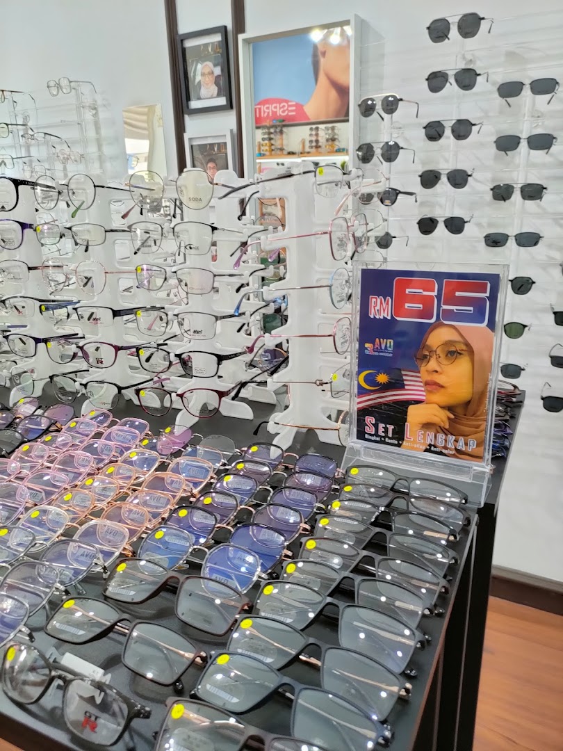 Kedai Cermin Mata Arts of Vision Optometry (AVO) — photo 5