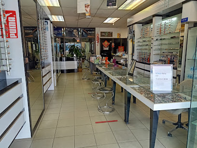 Kedai Cermin Mata YAK LEONG — optical shop in Kampung Sungai Terap, Batu Gajah