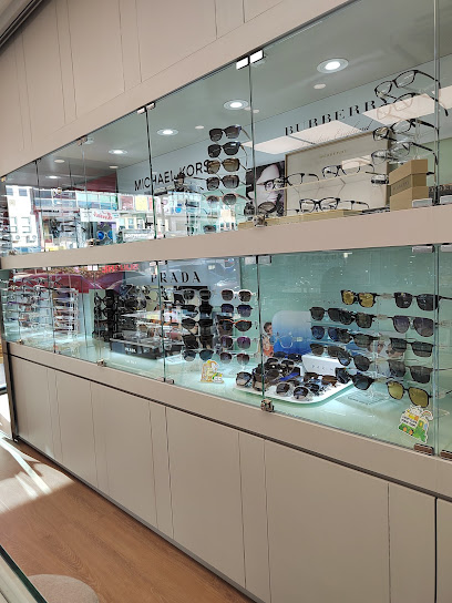 MIKI OPTOMETRY (SUBANG JAYA) — optical shop in Ss 15, Subang Jaya