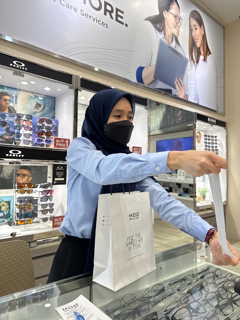 MOG Eyewear AEON Mall Shah Alam — photo 5