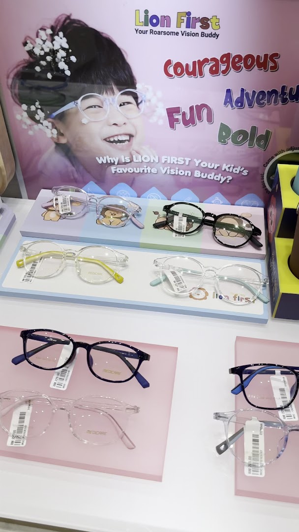 MOG Eyewear Atria Mall Shopping Gallery — photo 3