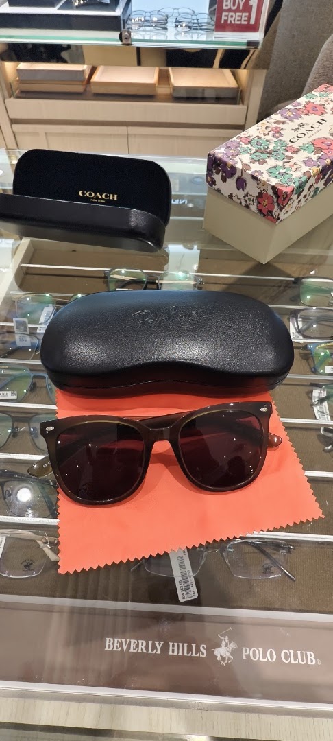MOG Eyewear Plaza Shah Alam — photo 5