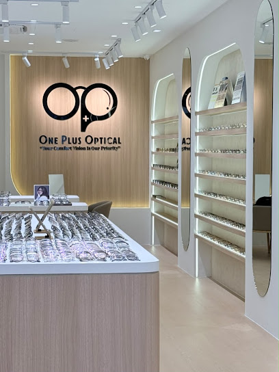 One Plus Optical Bandar Bukit Raja — optical shop in Bandar Bukit Raja, Klang