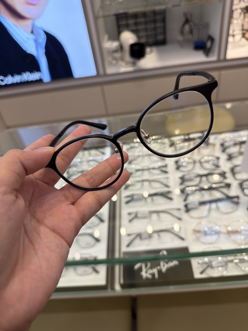 Optical 88- IOI Mall Damansara — photo 5