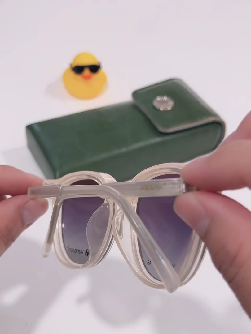 Panda Glasses Optometrist — photo 3
