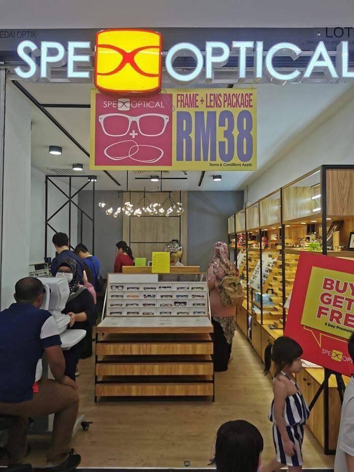 SPEX OPTICAL - Lotus Cheng — photo 4