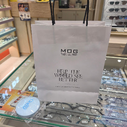 Sunglass Art AEON Bandaraya Melaka — optical shop in Taman 1 Lagenda, Melaka