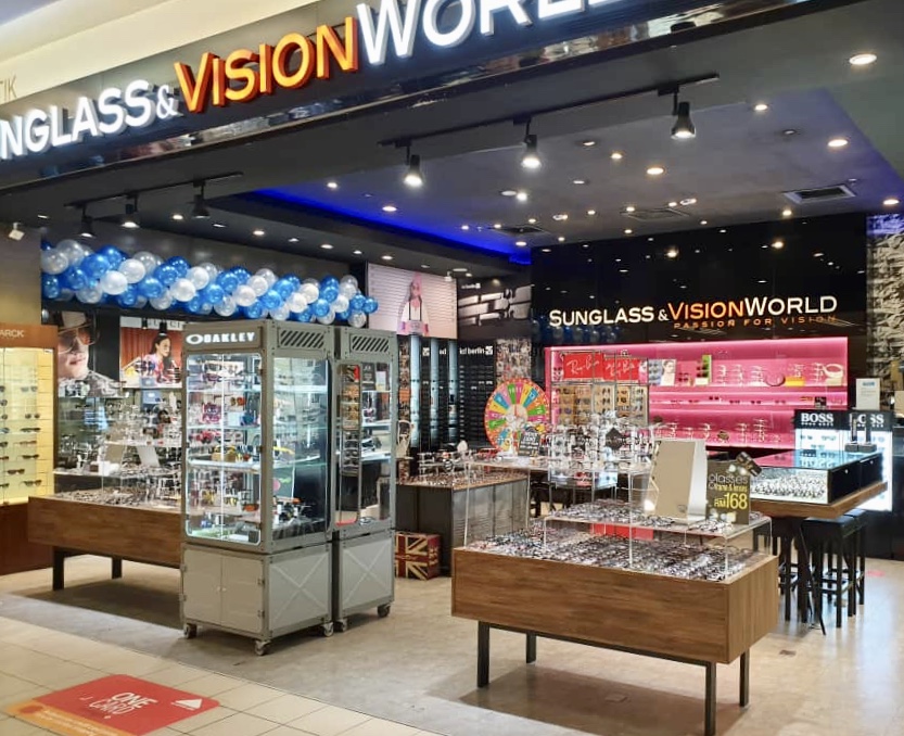 SUNGLASS & VISION 1Utama — photo 4