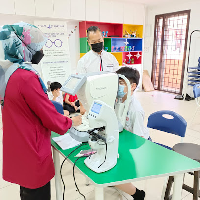 V CARE OPTOMETRIST — optical shop in Pusat Komersial Saujana, Seremban