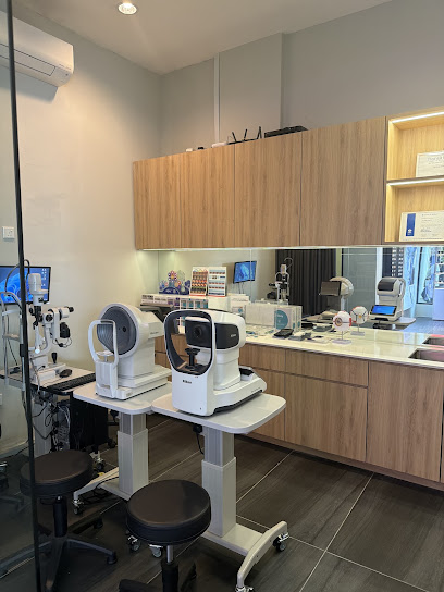 Vision Art Optometrist — optical shop in Jalan Saradise, Kuching