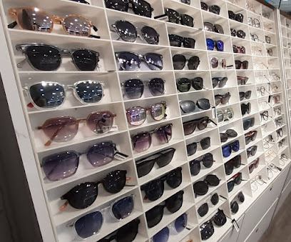 Vision World Optics — optical shop in Jalan Merpati, Miri