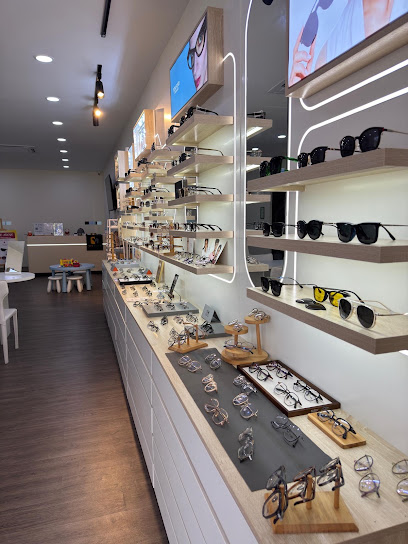 Vismate Optometrist Bangi (Seksyen 8) l Orthok Centre l Myopia Management Centre — optical shop in Seksyen 8, Bangi