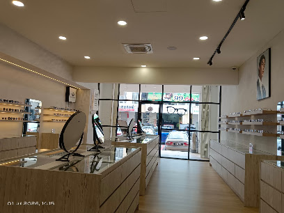 Wix Eyewear — optical shop in Bandar Mahkota Cheras, Kajang