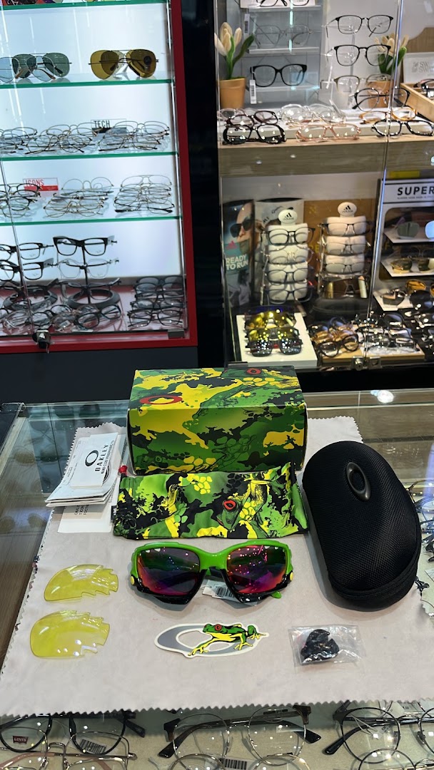 Yong Ming Oriental Optometry KSL City Mall — photo 4